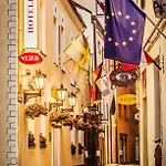 Old Boutique 
