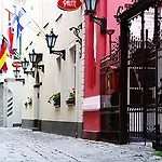 Old Boutique 